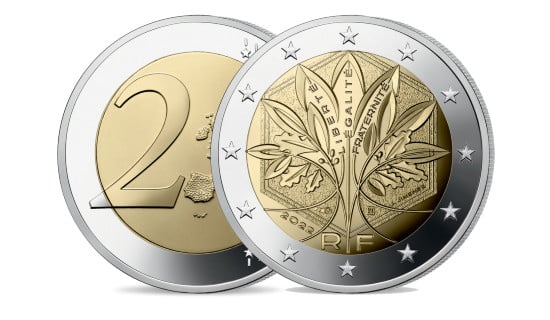 La nouvelle pièce de 2 euros conçue pour les 20 ans de la monnaie unique européenne.