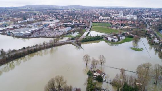 vue aérienne d'une zone inondée