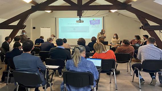 Visuel assemblée participante