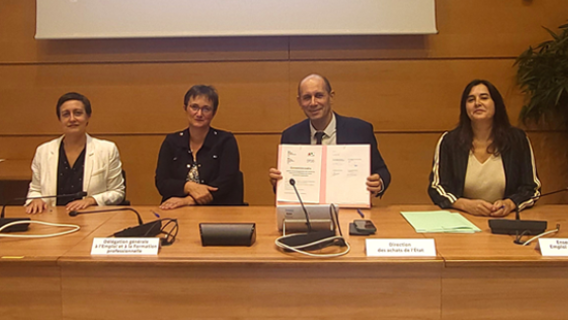photo-signature-convention