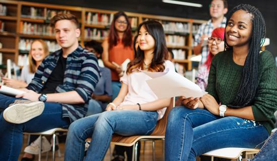 Des étudiants