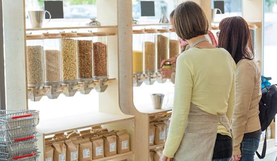 Une vente en boutique de produit en vrac