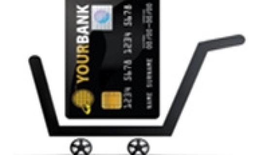 Carte de crédit dans un caddie